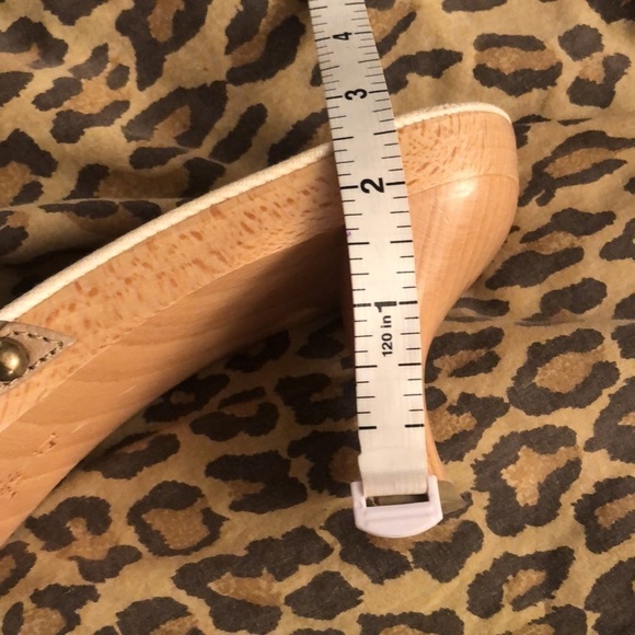 Burberry size 10 tan & white quilted denim / canvas open toe neutral slides - Picture 15 of 16